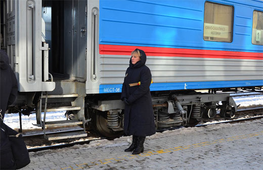 Расположение мест в вагоне плацкарта. Схема розеток, аварийные выходы, фото